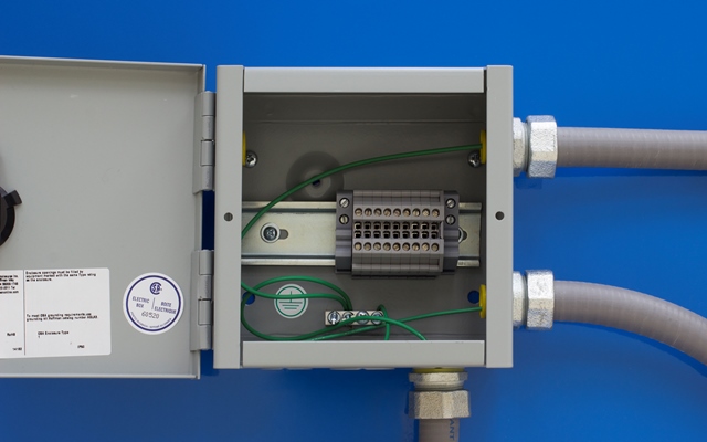 Amatrol 850-MT6B Base Model Detail Electrical Maintenance Skills Trainer