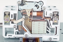 273-905 | Industrial Circuit Breaker Cutaway DAC Worldwide Technical Trainers